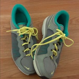 Nike Women's Gray and Lime Athletic Shoes
